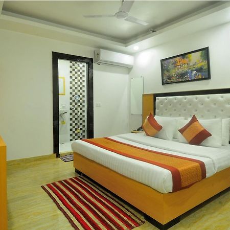 Hotel Noida Delight Ngoại thất bức ảnh