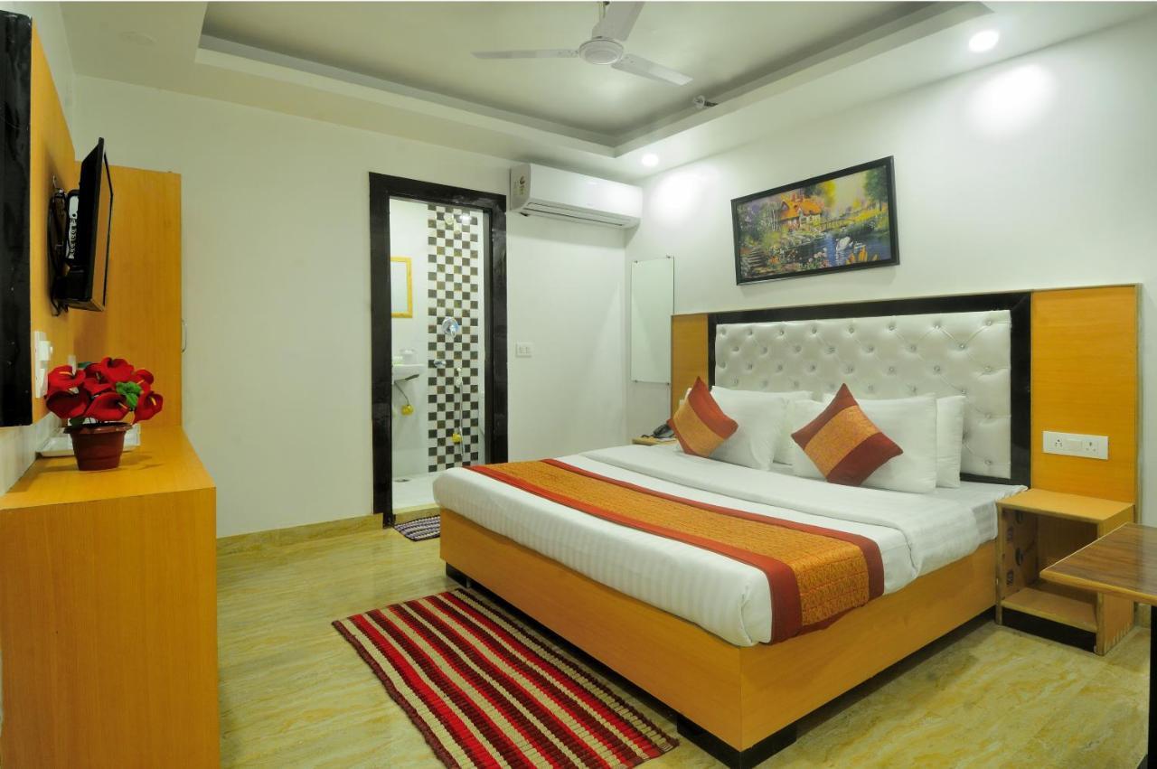 Hotel Noida Delight Ngoại thất bức ảnh