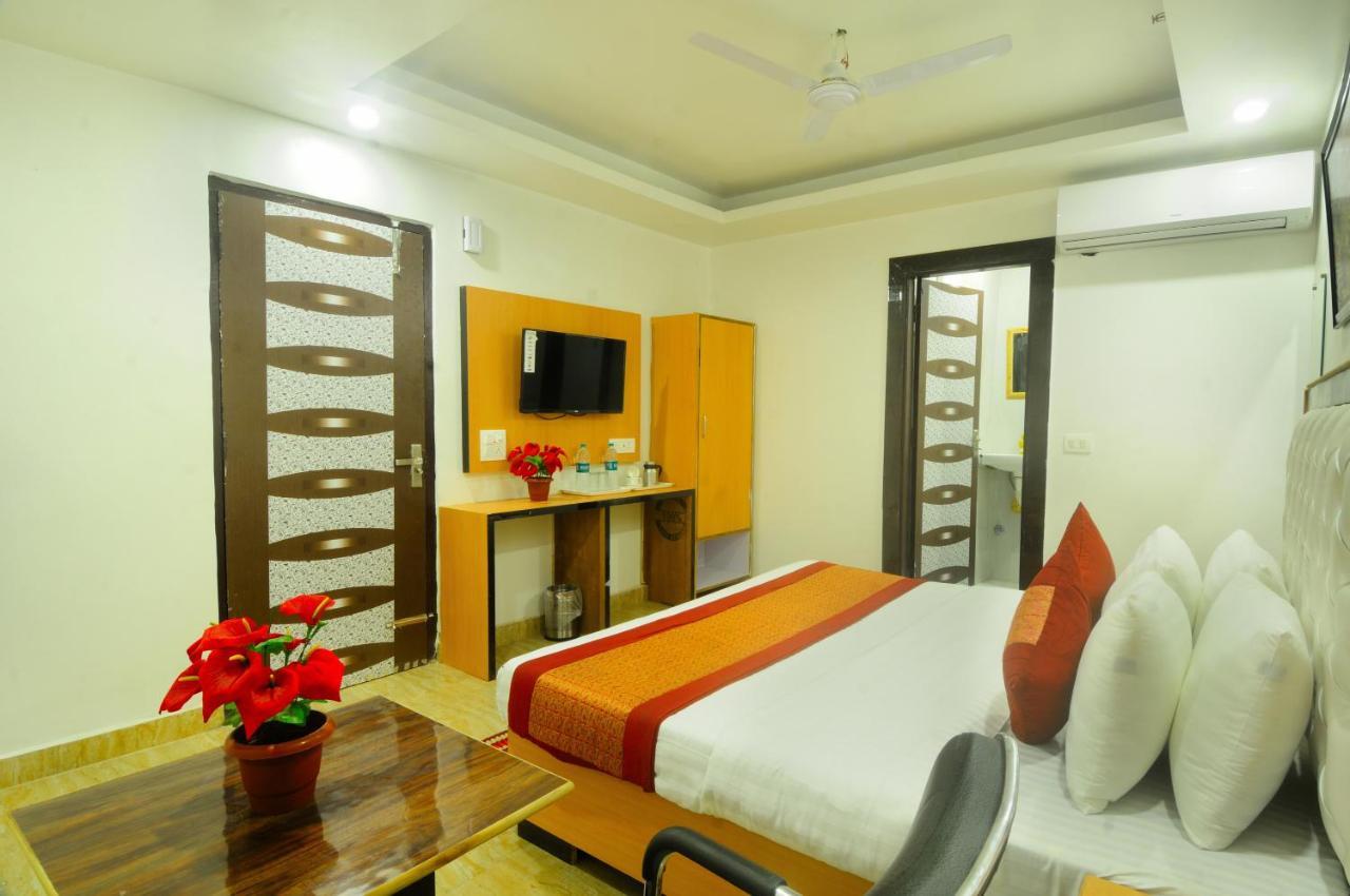 Hotel Noida Delight Ngoại thất bức ảnh