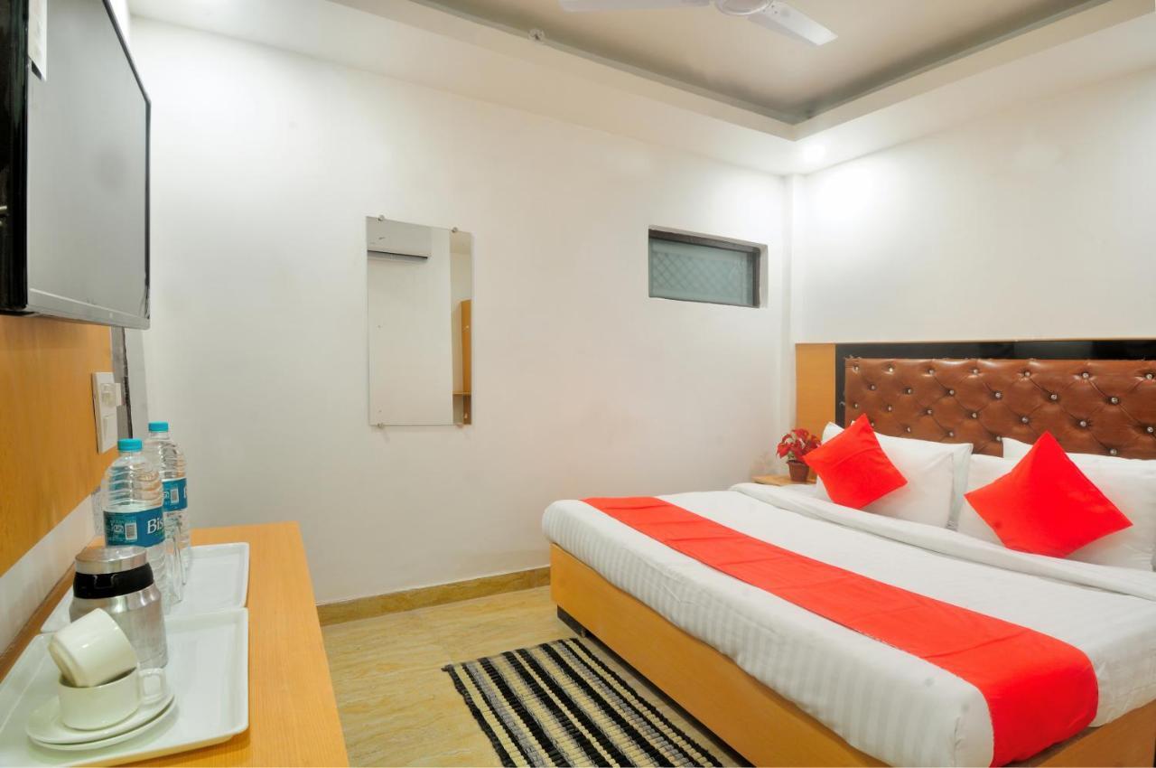Hotel Noida Delight Ngoại thất bức ảnh