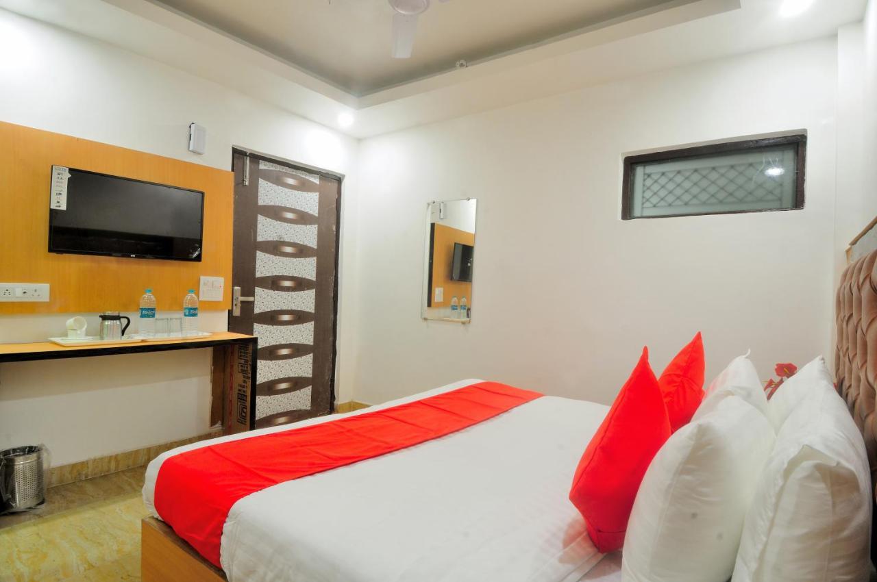 Hotel Noida Delight Ngoại thất bức ảnh