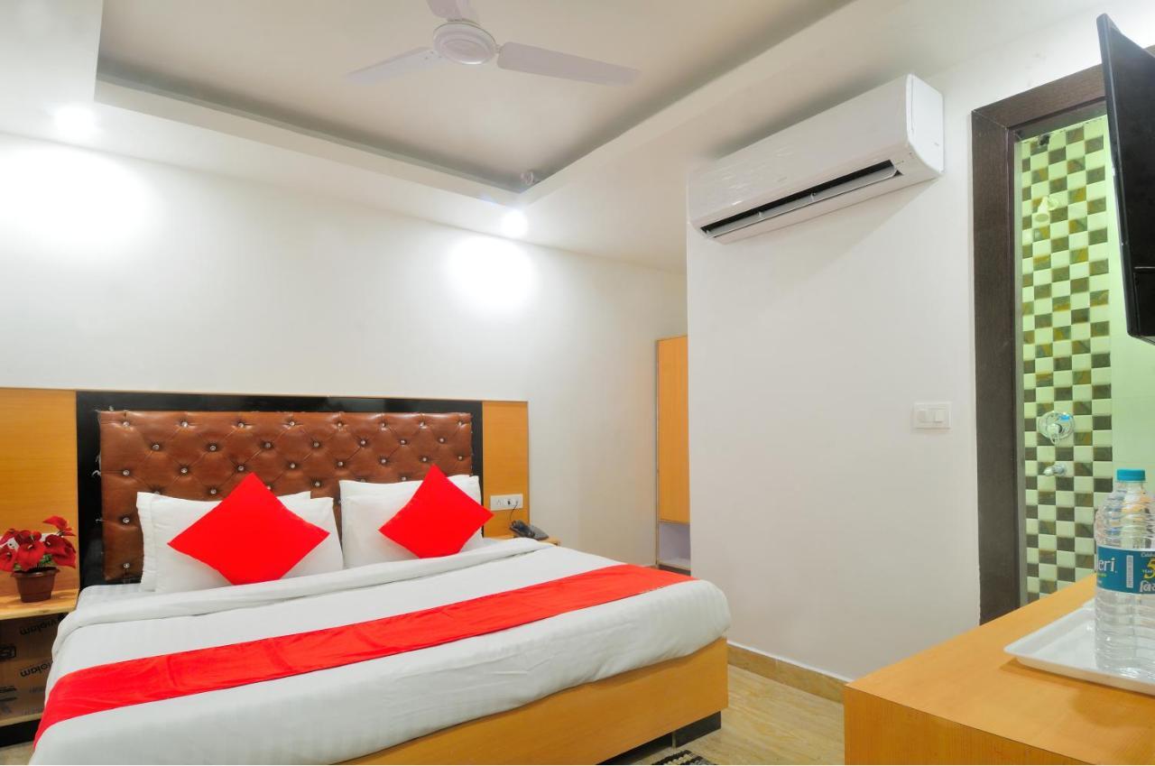 Hotel Noida Delight Ngoại thất bức ảnh