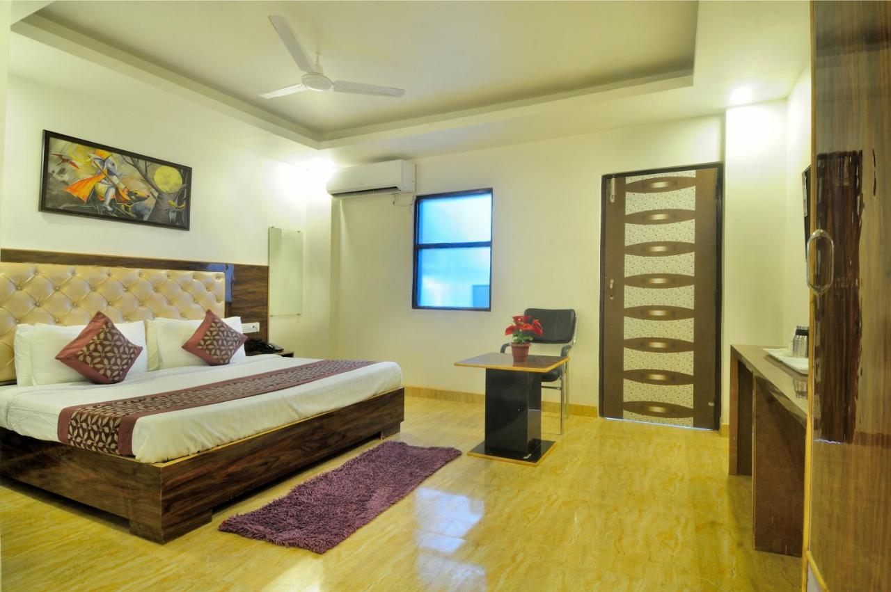 Hotel Noida Delight Ngoại thất bức ảnh
