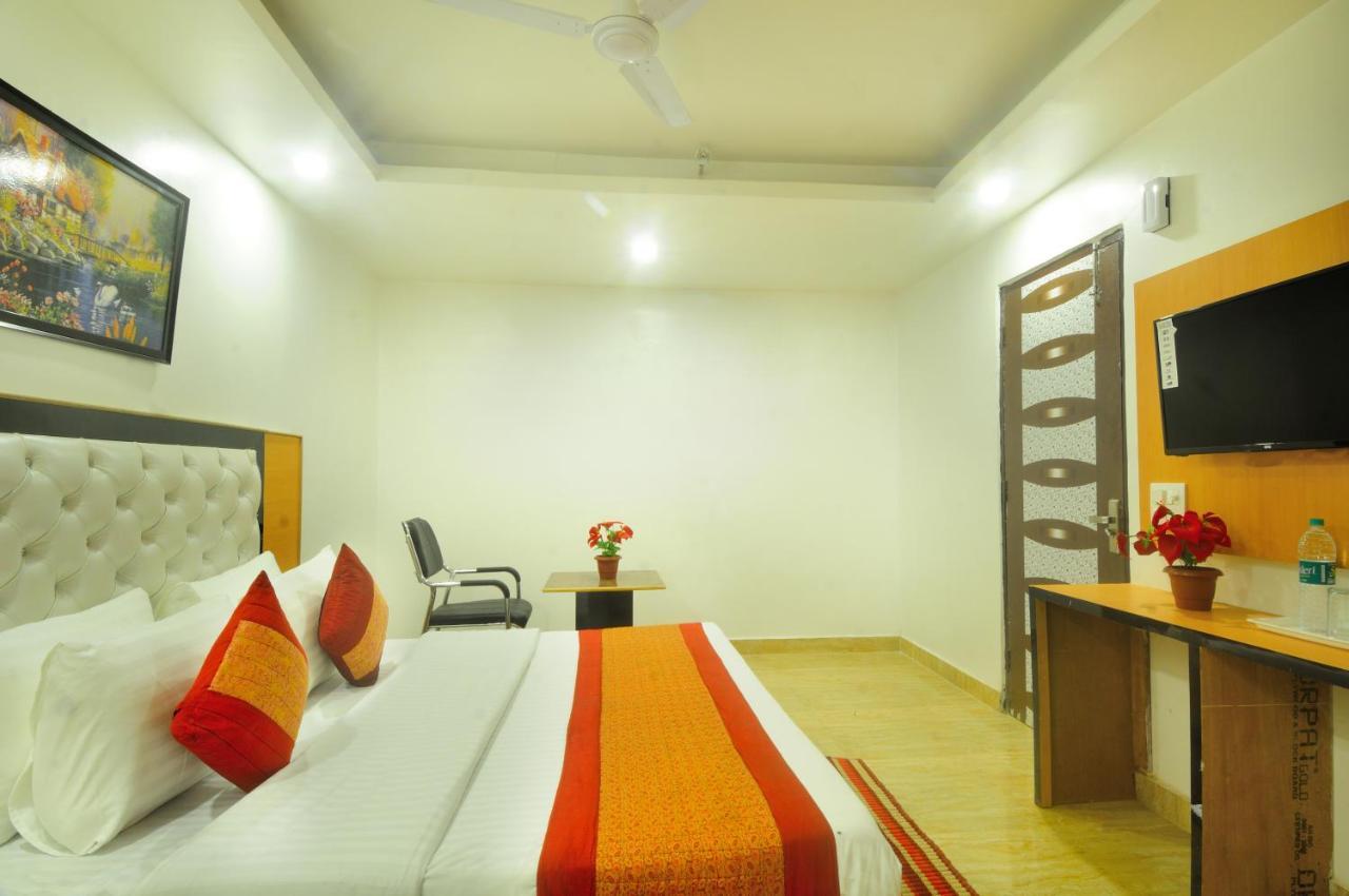 Hotel Noida Delight Ngoại thất bức ảnh