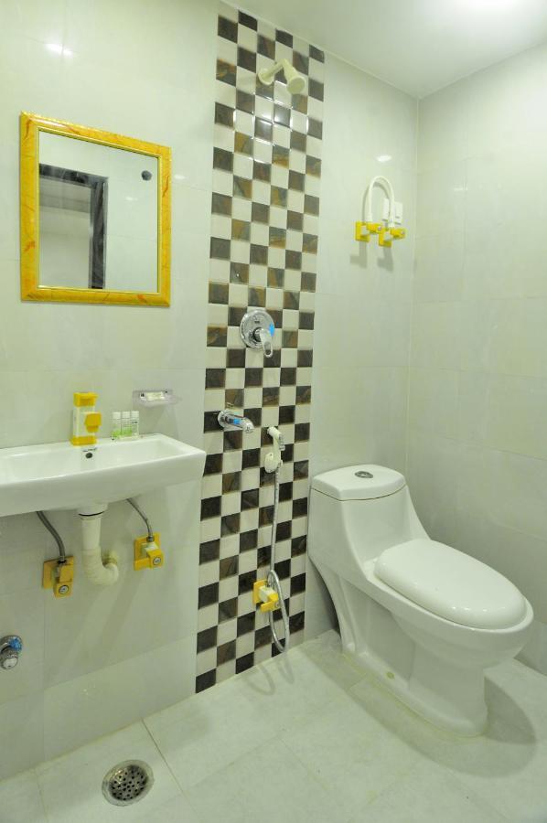 Hotel Noida Delight Ngoại thất bức ảnh